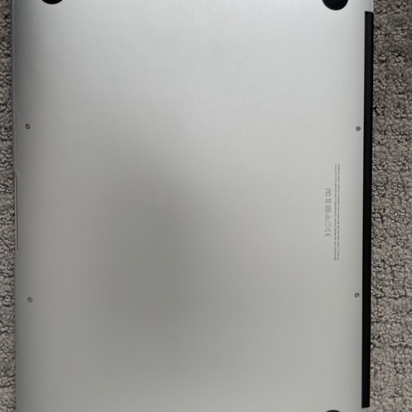 SOLD!! SOLD!! MacBook Air - Picture 6 of 6